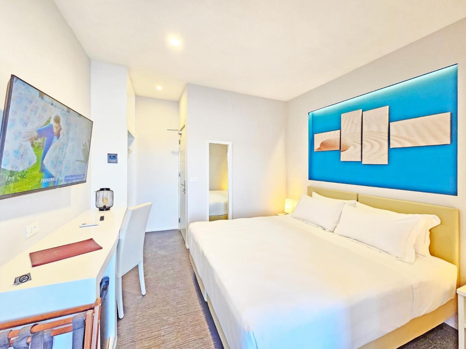 Hotel L'Approdo ปอร์โตอัซซูร์โร ภายนอก รูปภาพ