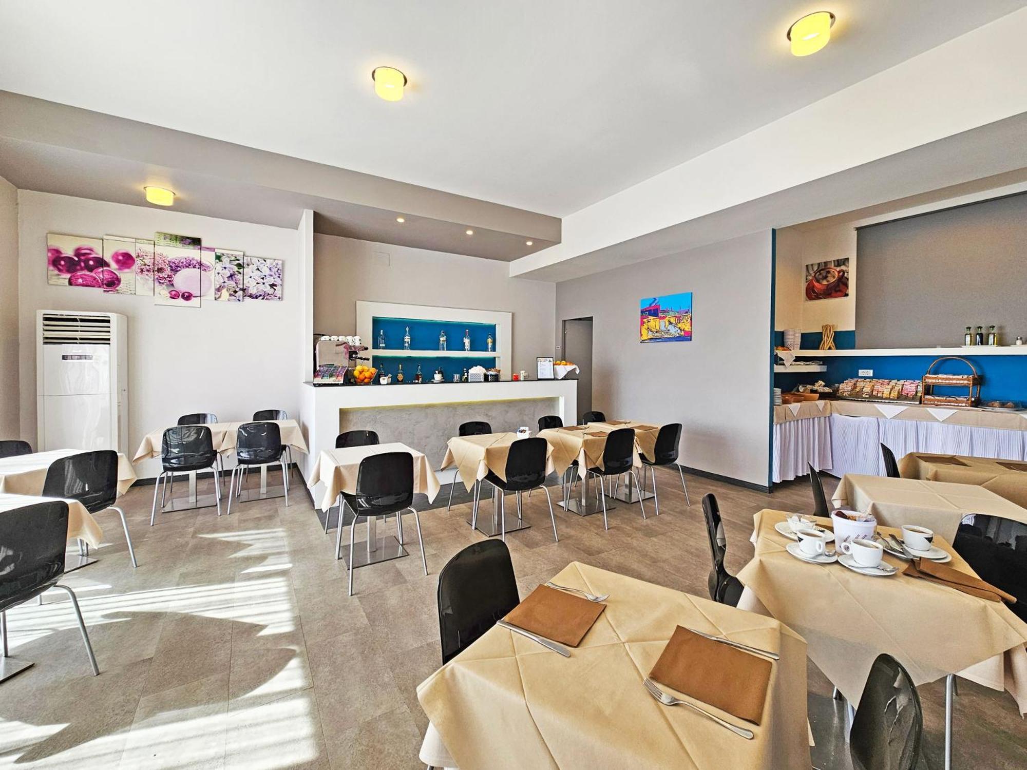Hotel L'Approdo ปอร์โตอัซซูร์โร ภายนอก รูปภาพ