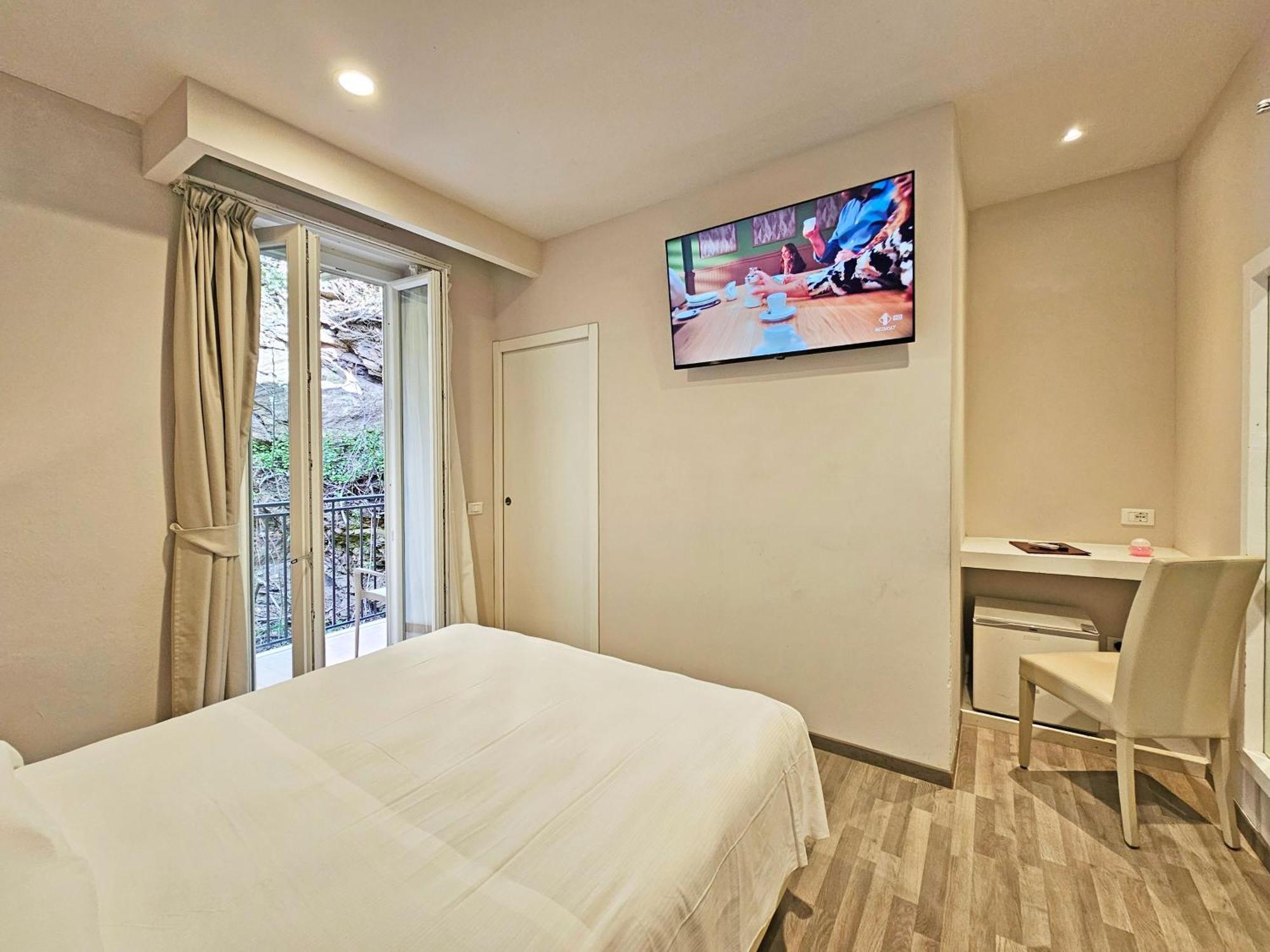 Hotel L'Approdo ปอร์โตอัซซูร์โร ภายนอก รูปภาพ