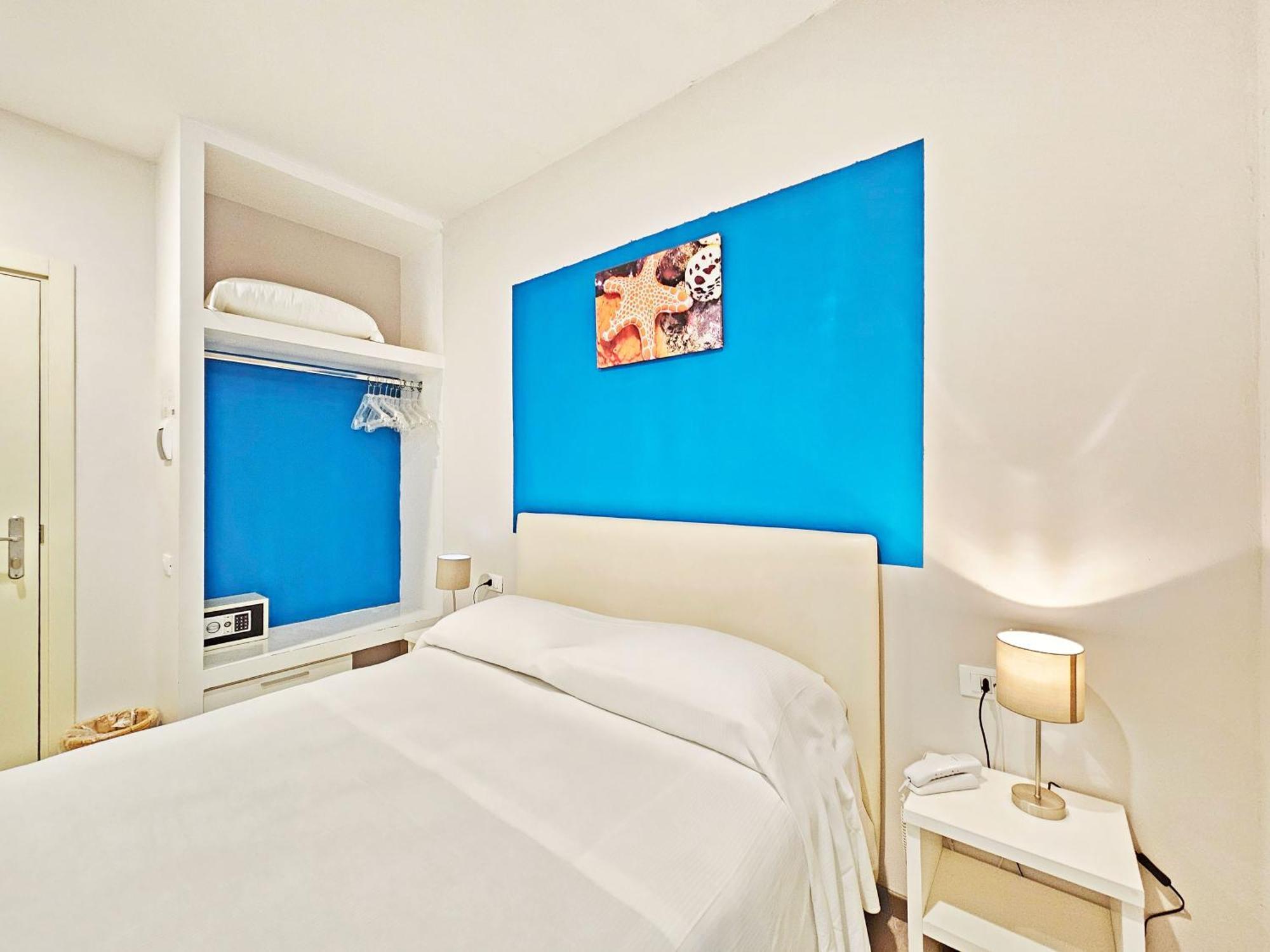 Hotel L'Approdo ปอร์โตอัซซูร์โร ภายนอก รูปภาพ