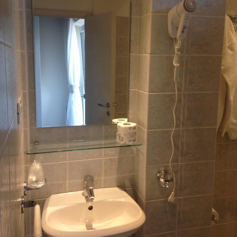 Hotel L'Approdo ปอร์โตอัซซูร์โร ห้อง รูปภาพ