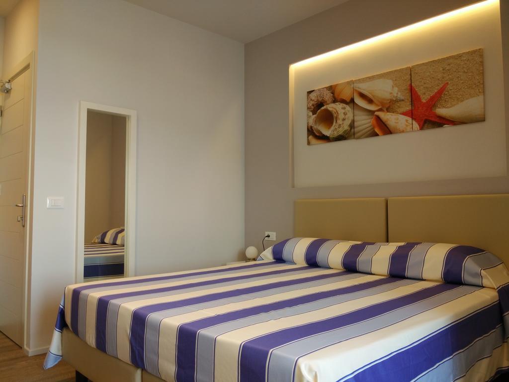 Hotel L'Approdo ปอร์โตอัซซูร์โร ห้อง รูปภาพ